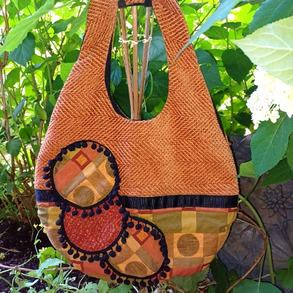 Bohemian Woven Bag - Picture 2 of 4
